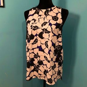 Who What Wear Black & Blue Floral Tank Top